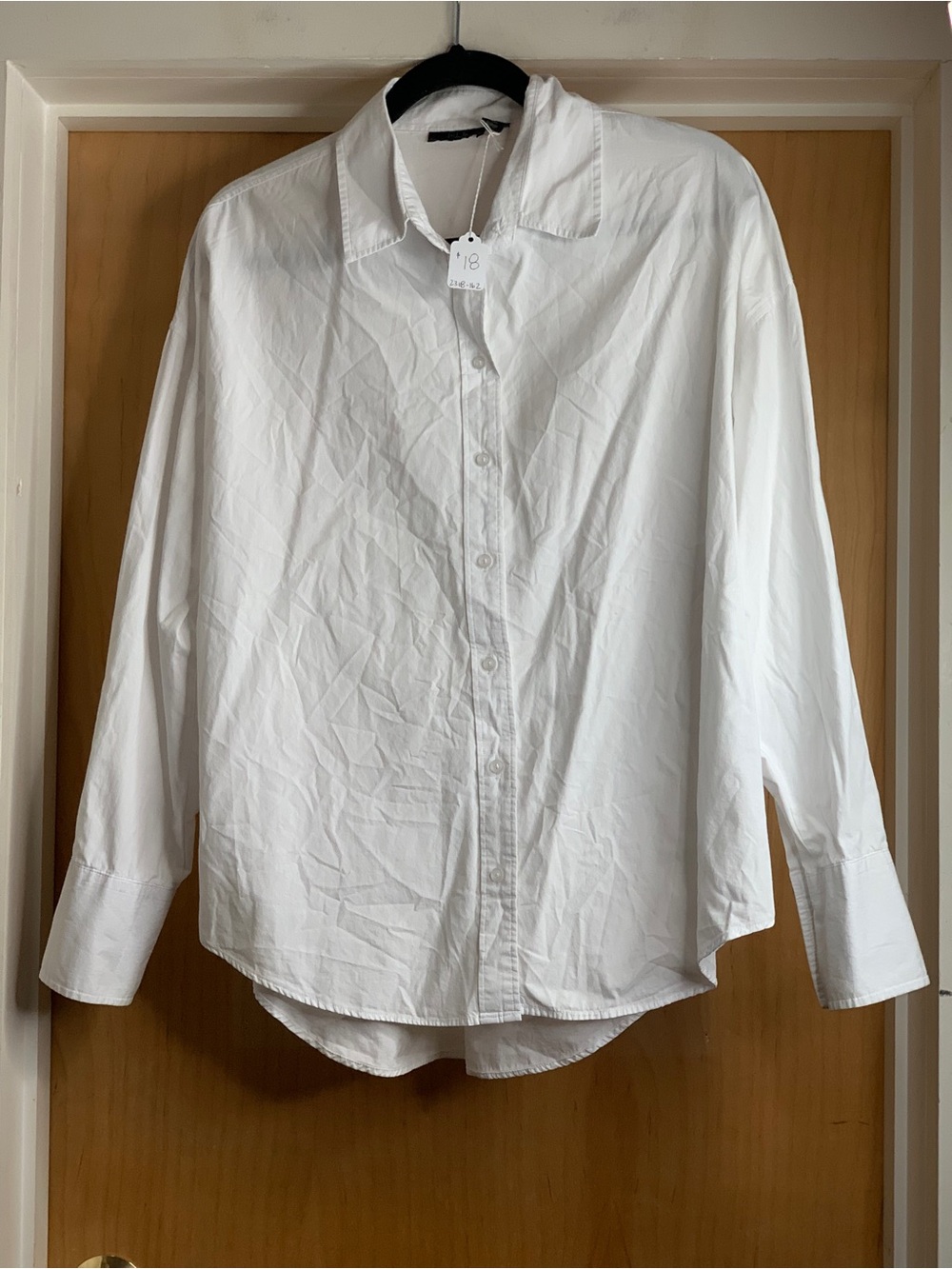RDI Classic White Collared Button-Down Shirt Size-Small Quiet Luxury
